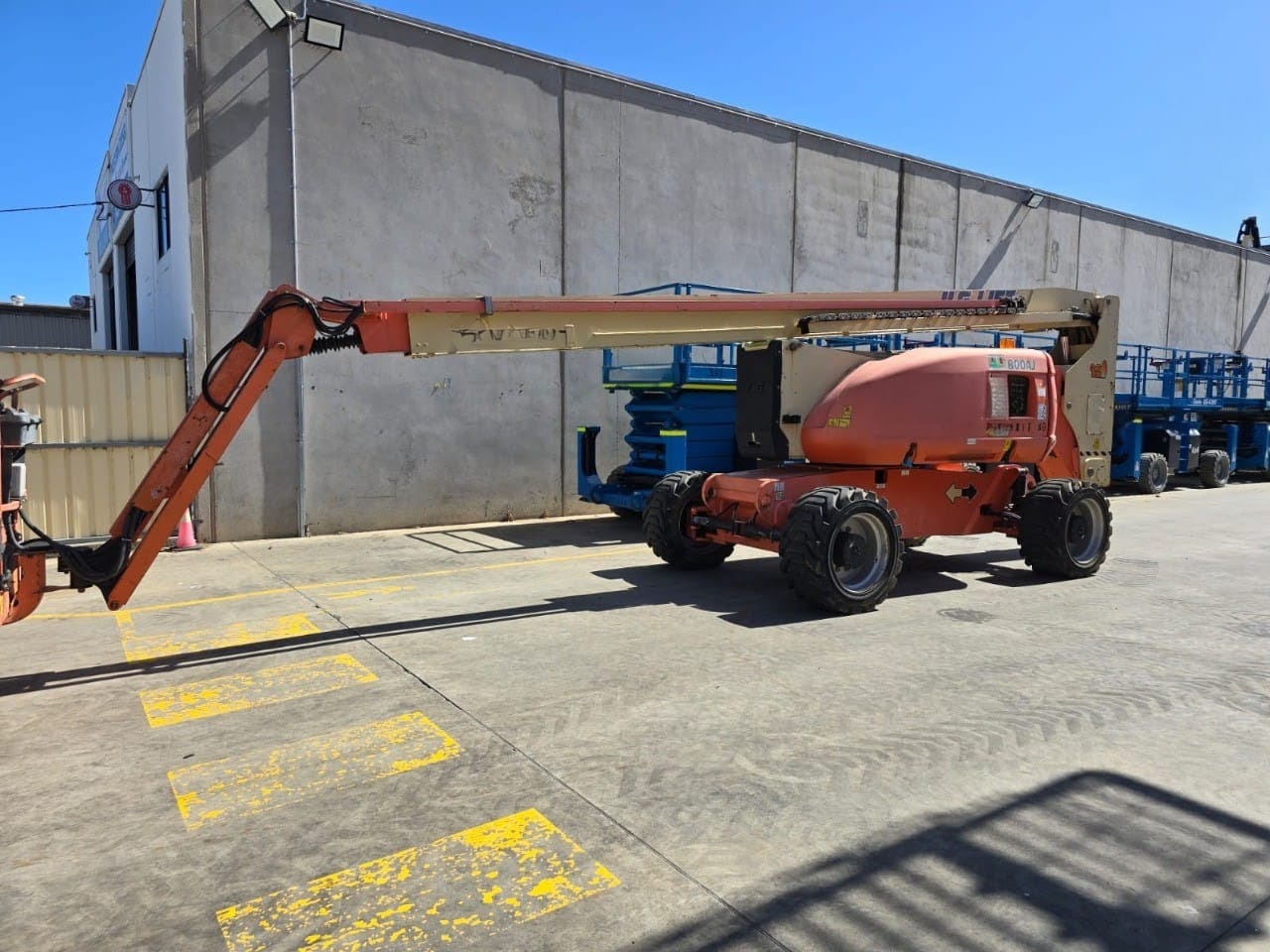 Sold - Articulated Boom Lift - View 2
